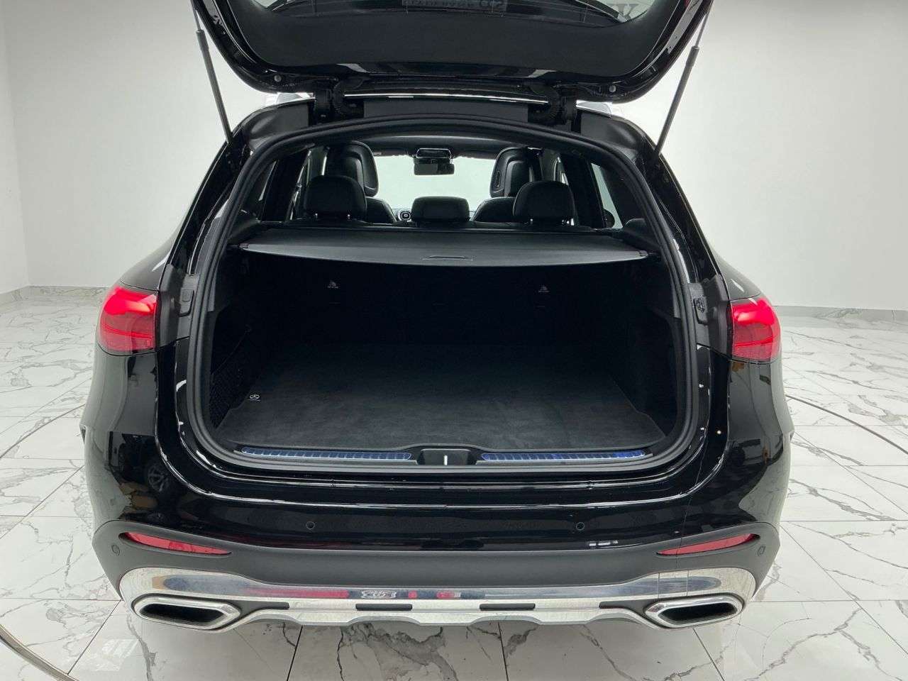 2025 MERCEDES-BENZ GLC 2025 MERCEDES-BENZ GLC