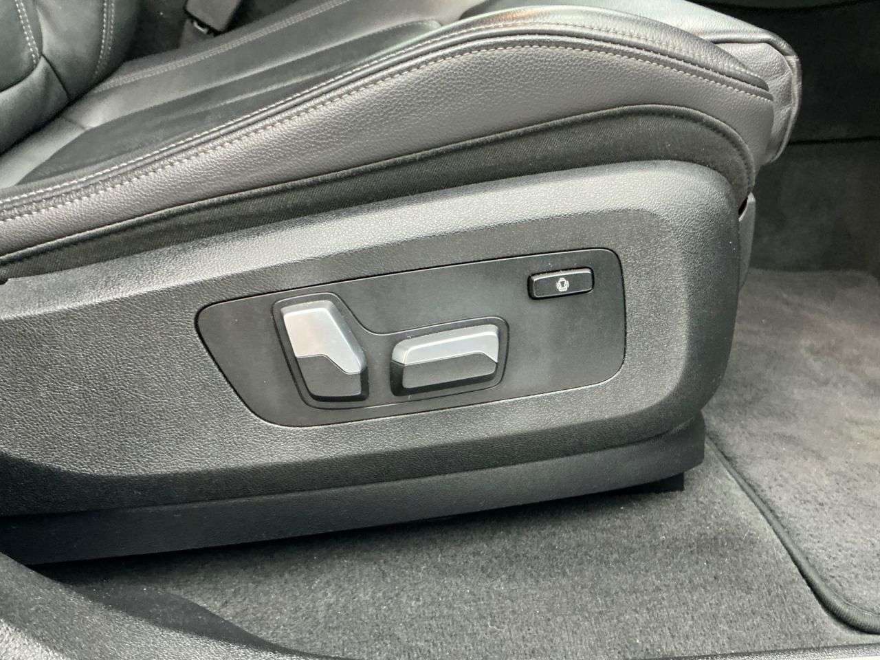 2020 BMW X6 2020 BMW X6