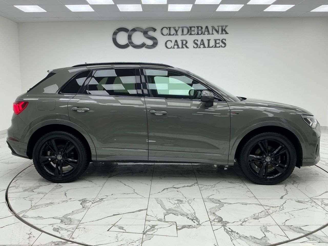 A 2019 AUDI Q3 1.5 TFSI CoD 35 S line SUV 5dr Petrol Manual Euro 6 (s/s) (150 ps) Privacy A 2019 AUDI Q3 1.5 TFSI CoD 35 S line SUV 5dr Petrol Manual Euro 6 (s/s) (150 ps) Privacy