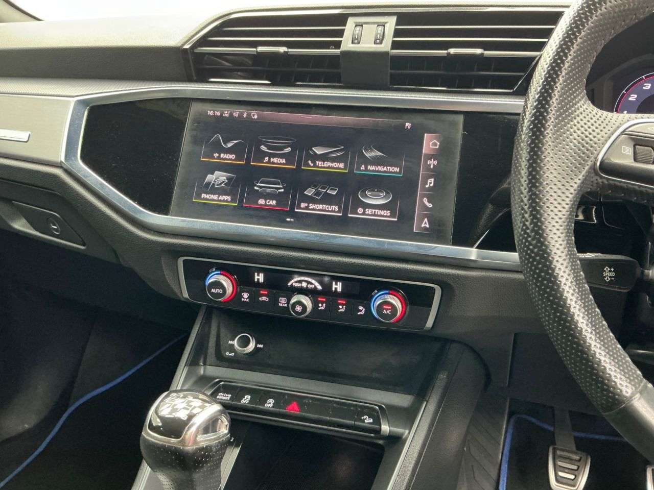 2019 AUDI Q3 2019 AUDI Q3