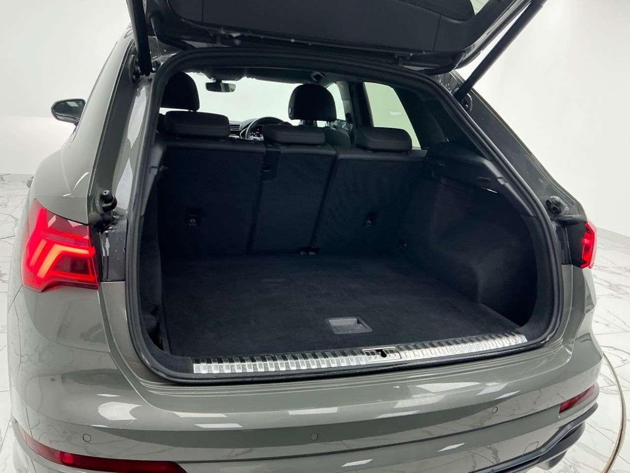 2019 AUDI Q3 2019 AUDI Q3