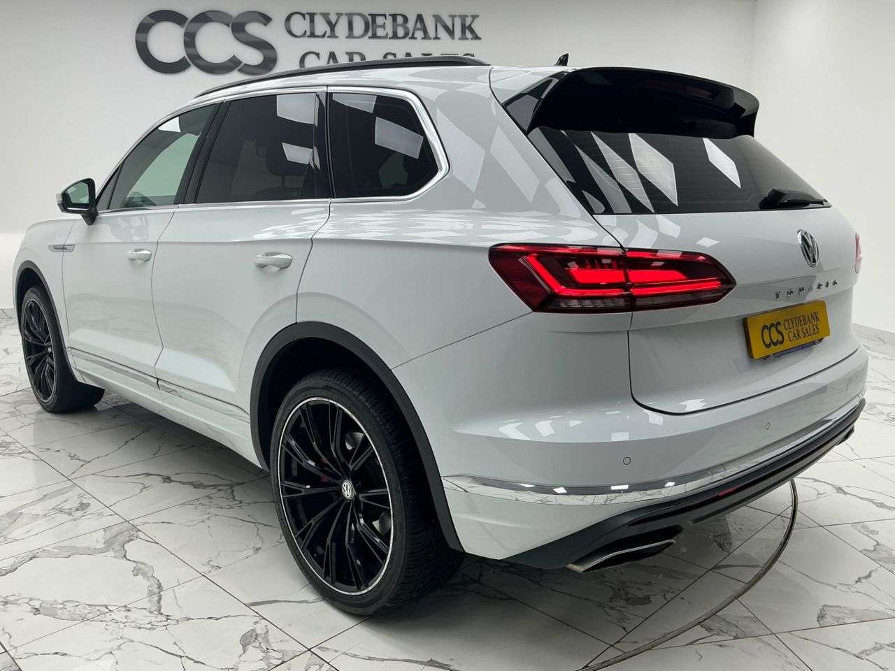 2020 VOLKSWAGEN TOUAREG 2020 VOLKSWAGEN TOUAREG