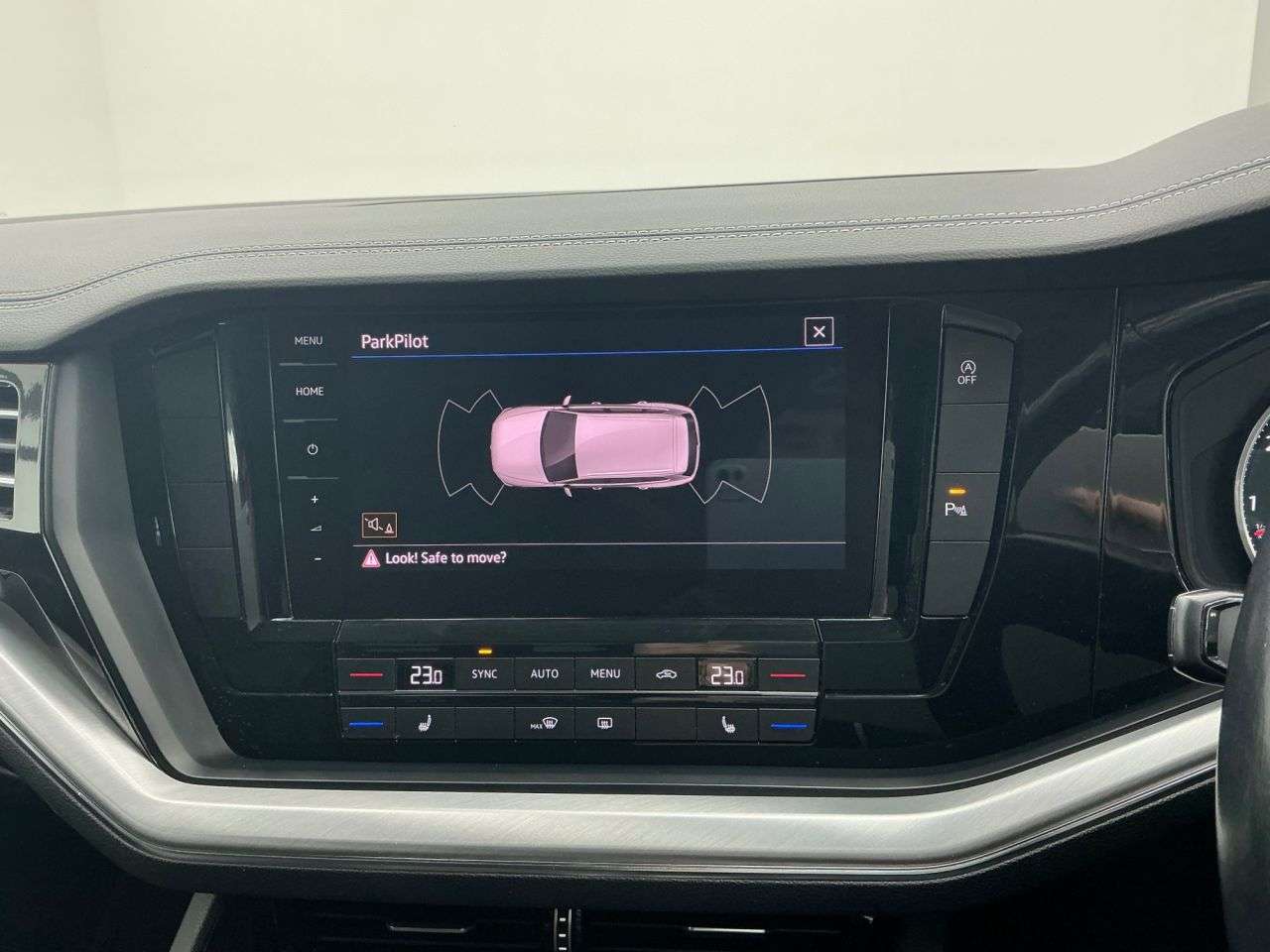 2020 VOLKSWAGEN TOUAREG 2020 VOLKSWAGEN TOUAREG