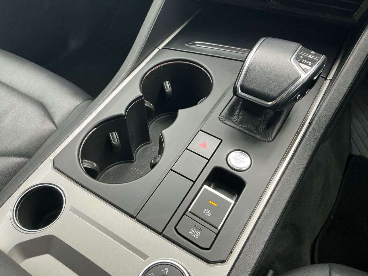 2020 VOLKSWAGEN TOUAREG 2020 VOLKSWAGEN TOUAREG