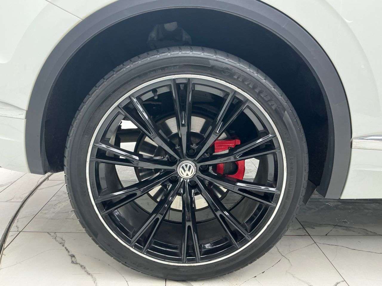 2020 VOLKSWAGEN TOUAREG 2020 VOLKSWAGEN TOUAREG