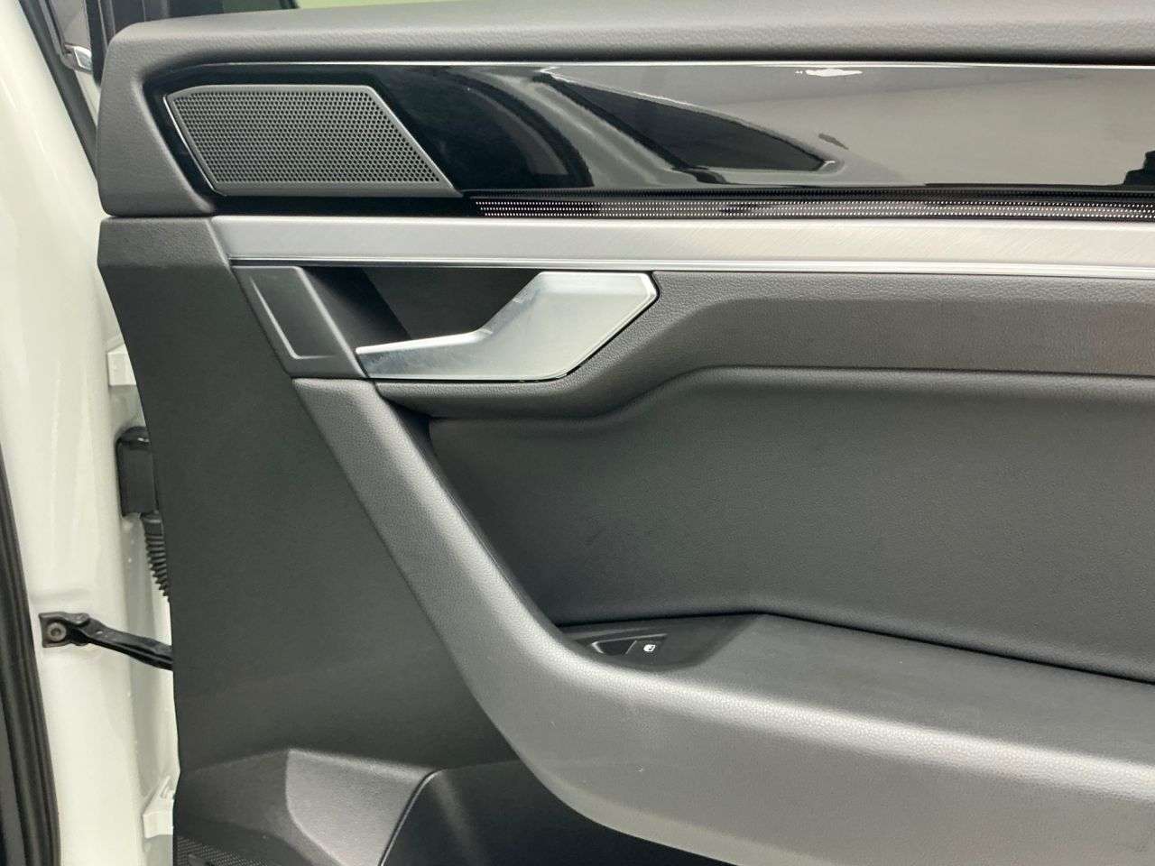 2020 VOLKSWAGEN TOUAREG 2020 VOLKSWAGEN TOUAREG