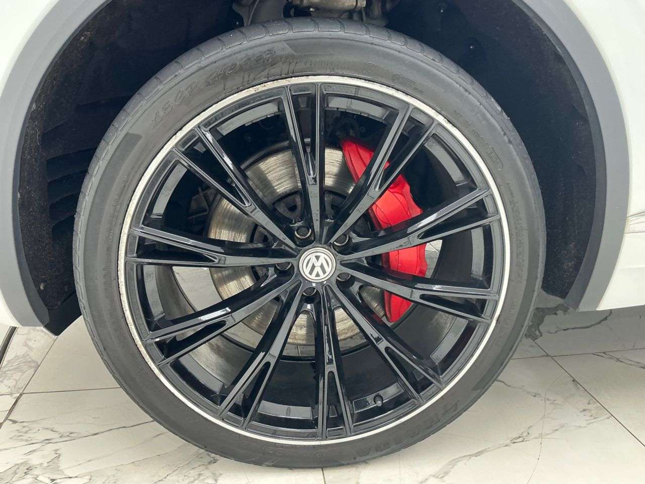 2020 VOLKSWAGEN TOUAREG 2020 VOLKSWAGEN TOUAREG