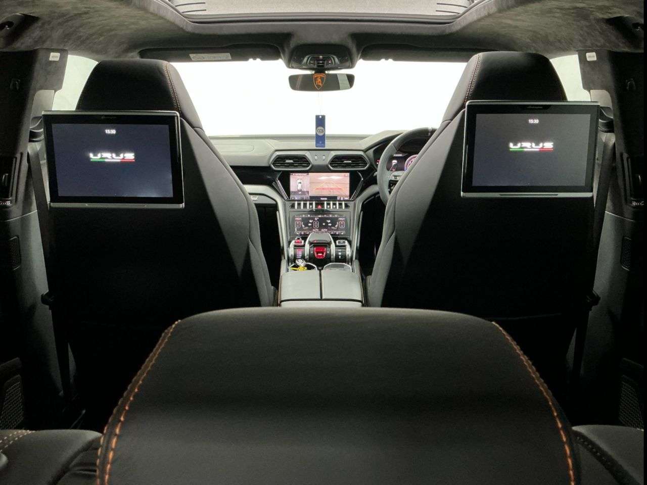 2021 LAMBORGHINI URUS 2021 LAMBORGHINI URUS