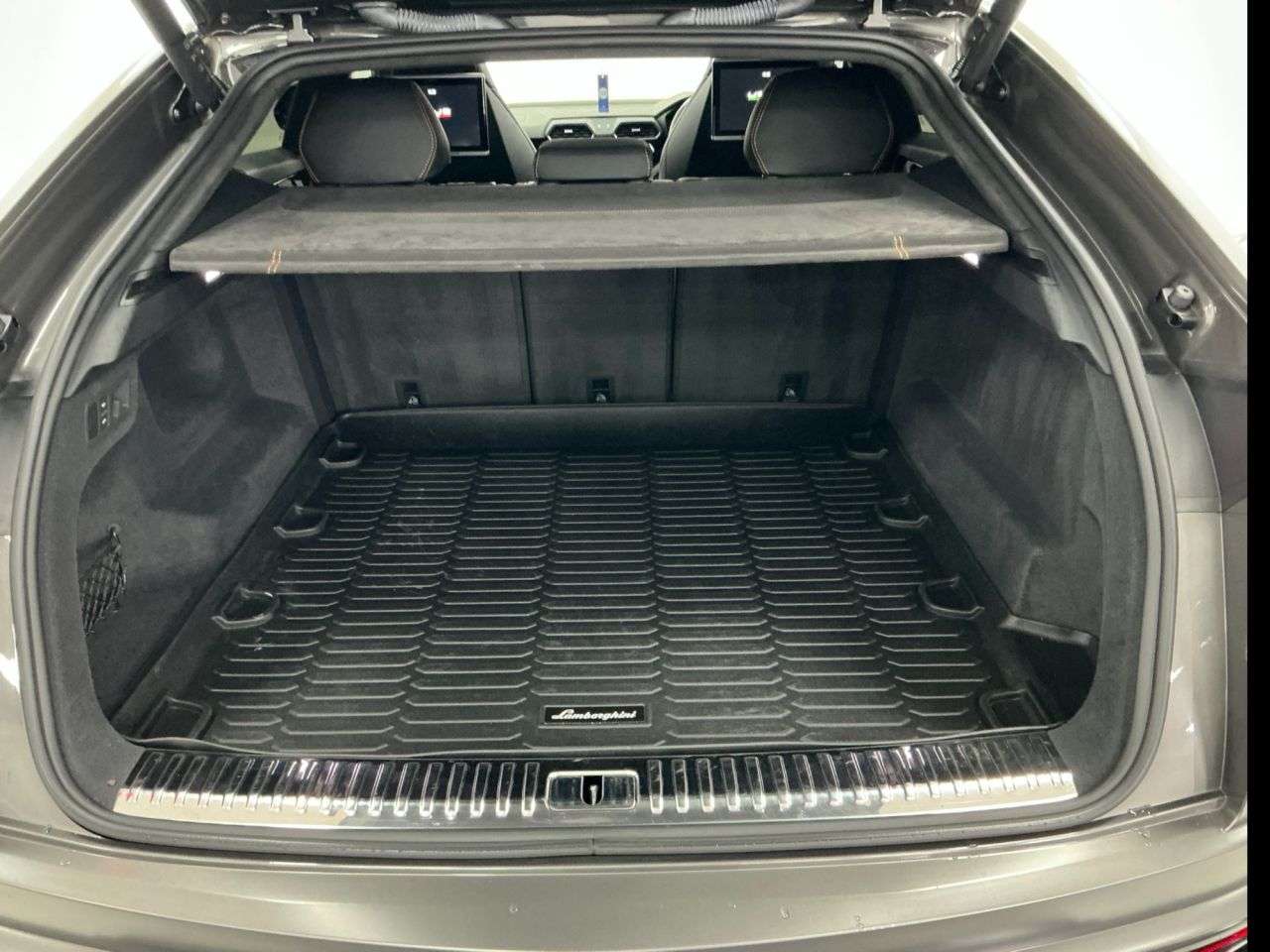 2021 LAMBORGHINI URUS 2021 LAMBORGHINI URUS