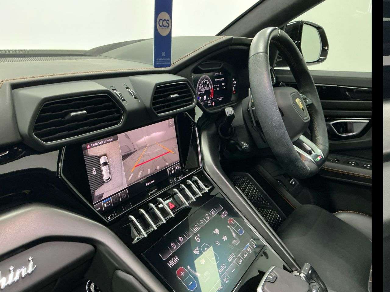 2021 LAMBORGHINI URUS 2021 LAMBORGHINI URUS