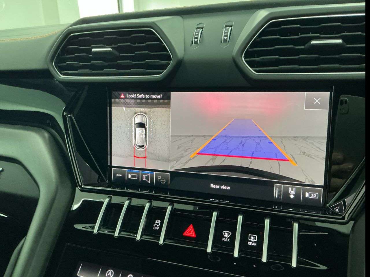 2021 LAMBORGHINI URUS 2021 LAMBORGHINI URUS