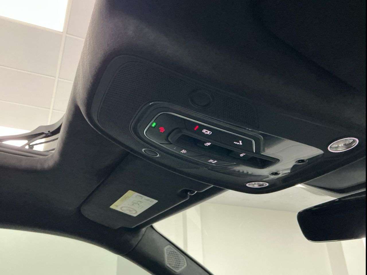 2021 LAMBORGHINI URUS 2021 LAMBORGHINI URUS