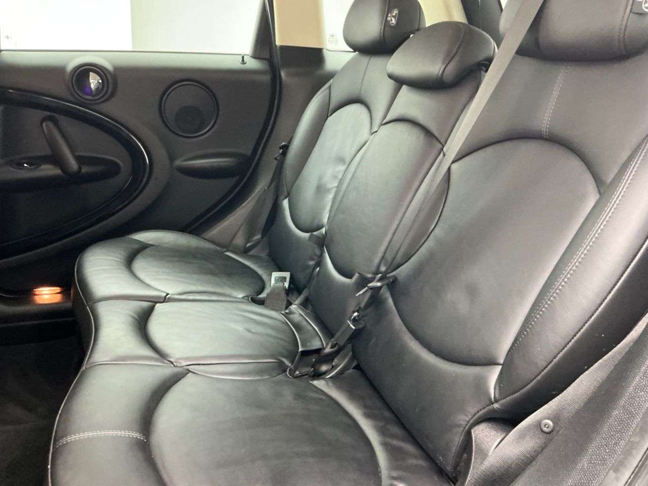 2011 MINI COUNTRYMAN 2011 MINI COUNTRYMAN