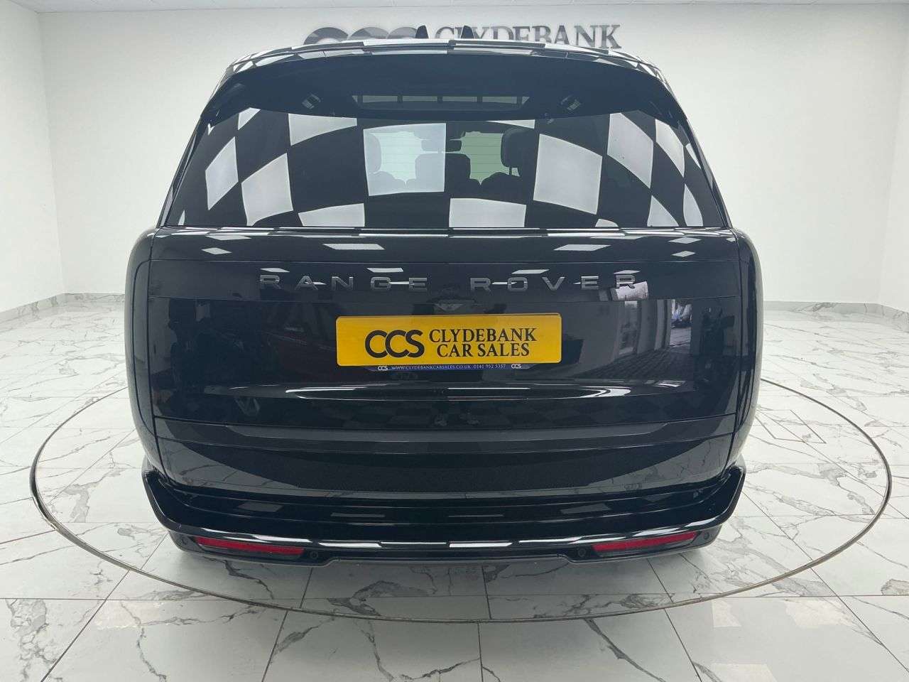 A 2024 LAND ROVER RANGE ROVER 3.0 D300 MHEV HSE SUV 5dr Diesel Auto 4WD Euro 6 (s/s) (300 ps) Tilt And Sl A 2024 LAND ROVER RANGE ROVER 3.0 D300 MHEV HSE SUV 5dr Diesel Auto 4WD Euro 6 (s/s) (300 ps) Tilt And Sl