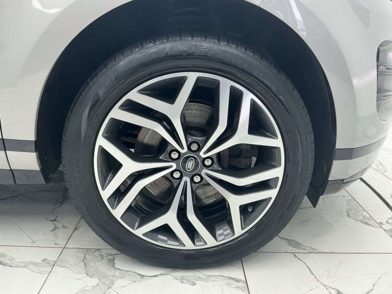 2019 LAND ROVER RANGE ROVER EVOQUE 2019 LAND ROVER RANGE ROVER EVOQUE