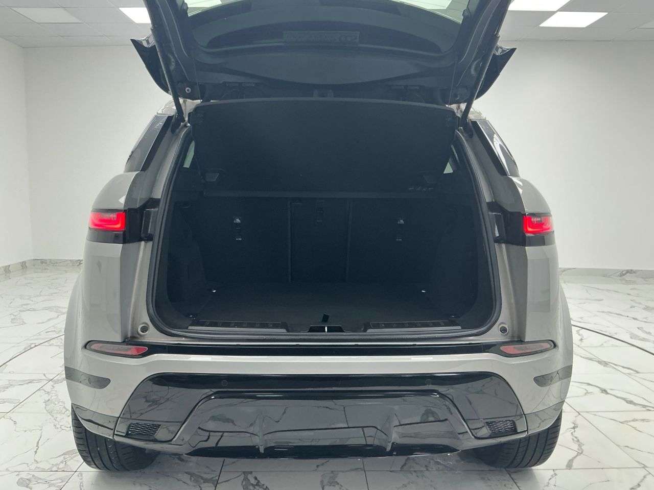 2019 LAND ROVER RANGE ROVER EVOQUE 2019 LAND ROVER RANGE ROVER EVOQUE