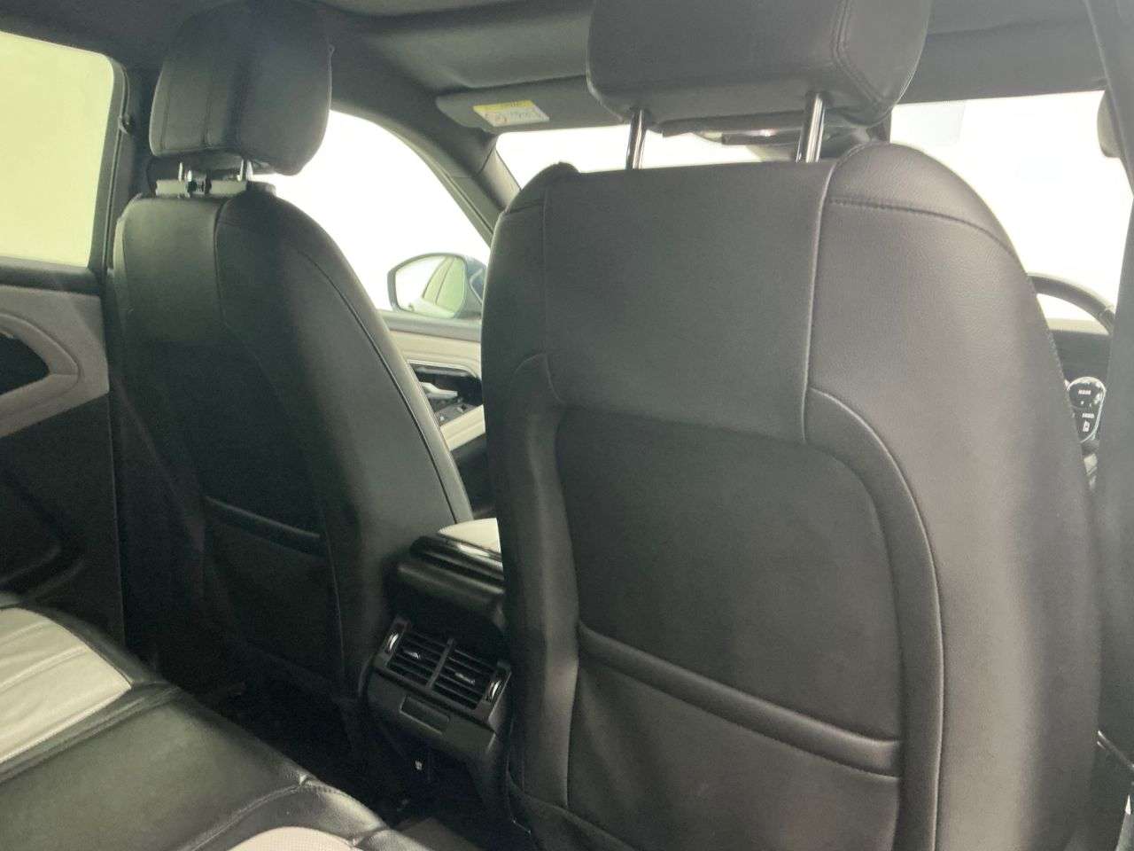 2019 LAND ROVER RANGE ROVER EVOQUE 2019 LAND ROVER RANGE ROVER EVOQUE