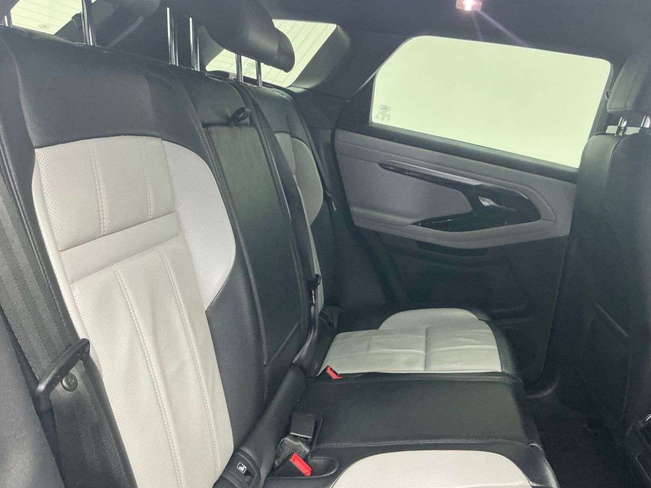 2019 LAND ROVER RANGE ROVER EVOQUE 2019 LAND ROVER RANGE ROVER EVOQUE