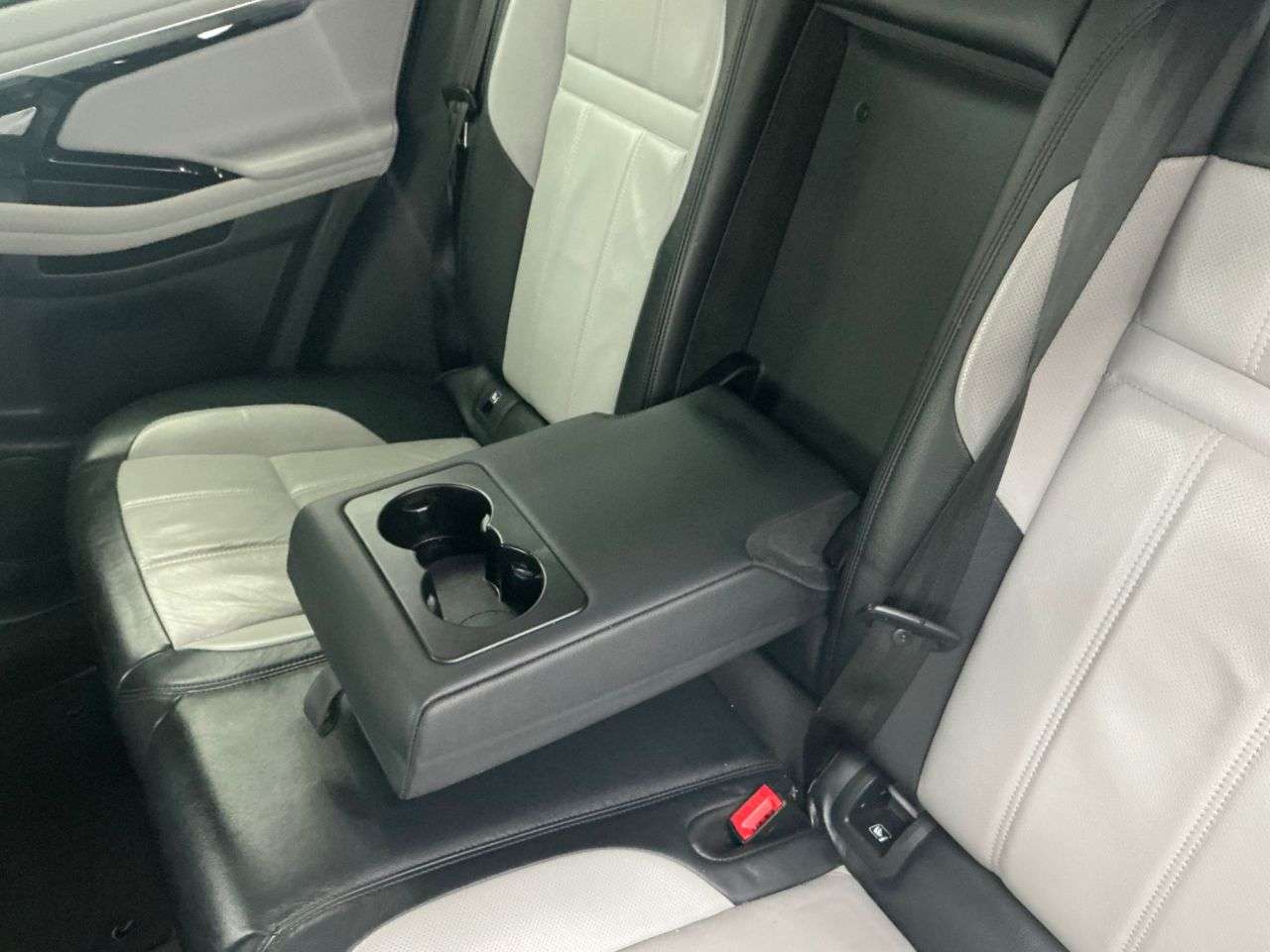 2019 LAND ROVER RANGE ROVER EVOQUE 2019 LAND ROVER RANGE ROVER EVOQUE