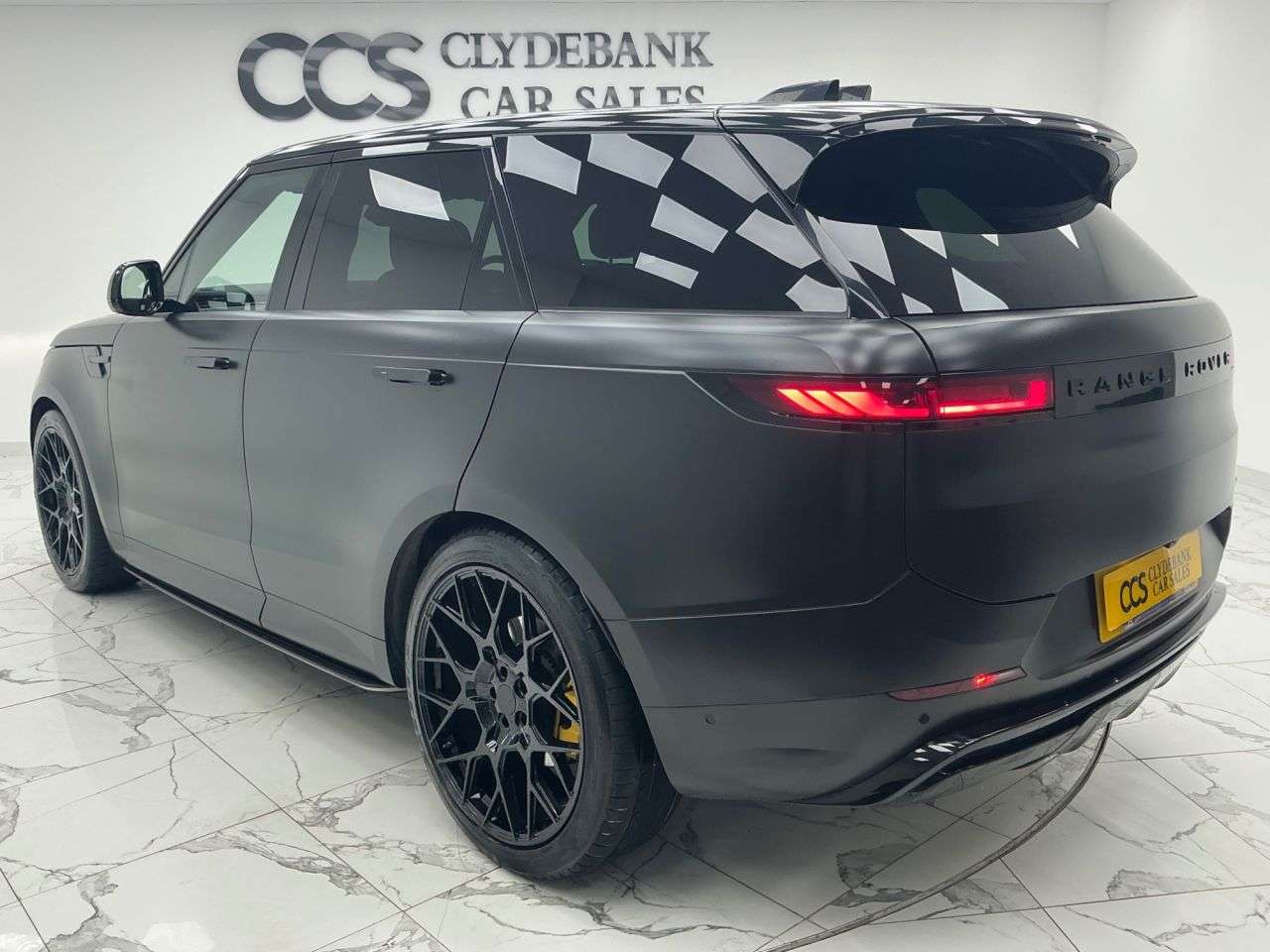 A 2023 LAND ROVER RANGE ROVER SPORT DYNAMIC SE A 2023 LAND ROVER RANGE ROVER SPORT DYNAMIC SE
