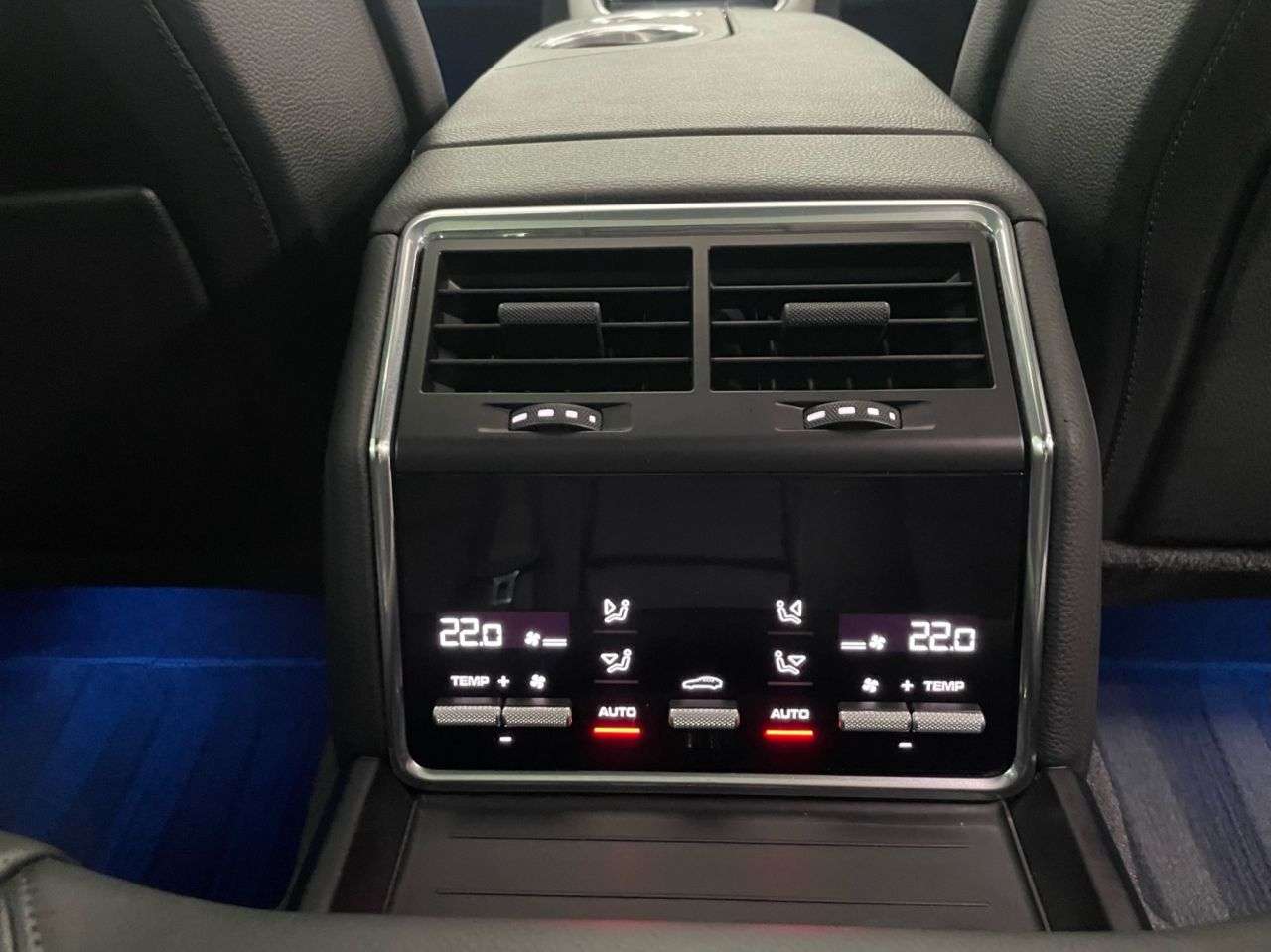 2020 PORSCHE PANAMERA 2020 PORSCHE PANAMERA