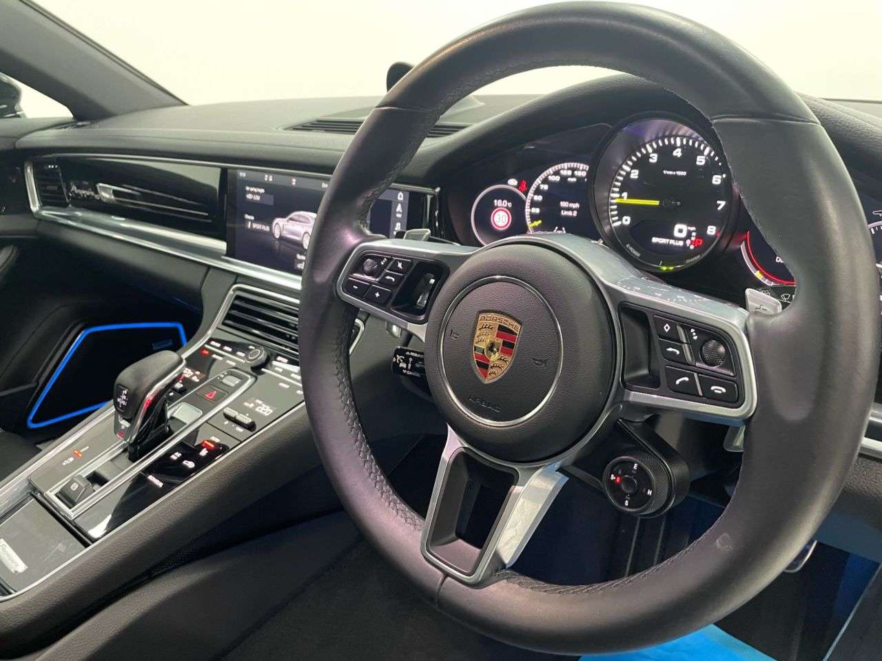 2020 PORSCHE PANAMERA 2020 PORSCHE PANAMERA