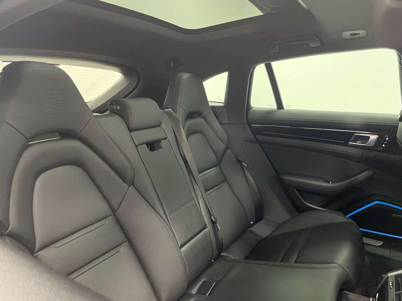 2020 PORSCHE PANAMERA 2020 PORSCHE PANAMERA