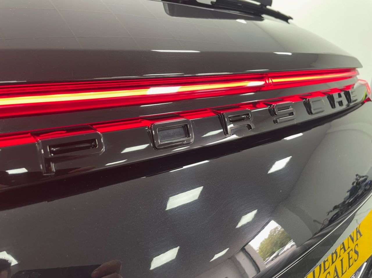 2020 PORSCHE PANAMERA 2020 PORSCHE PANAMERA