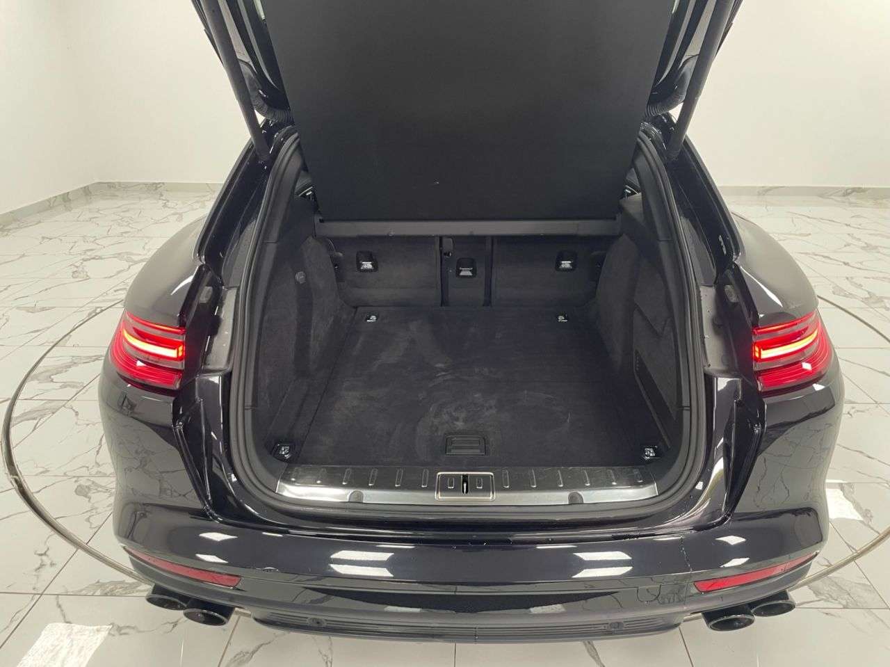 2020 PORSCHE PANAMERA 2020 PORSCHE PANAMERA