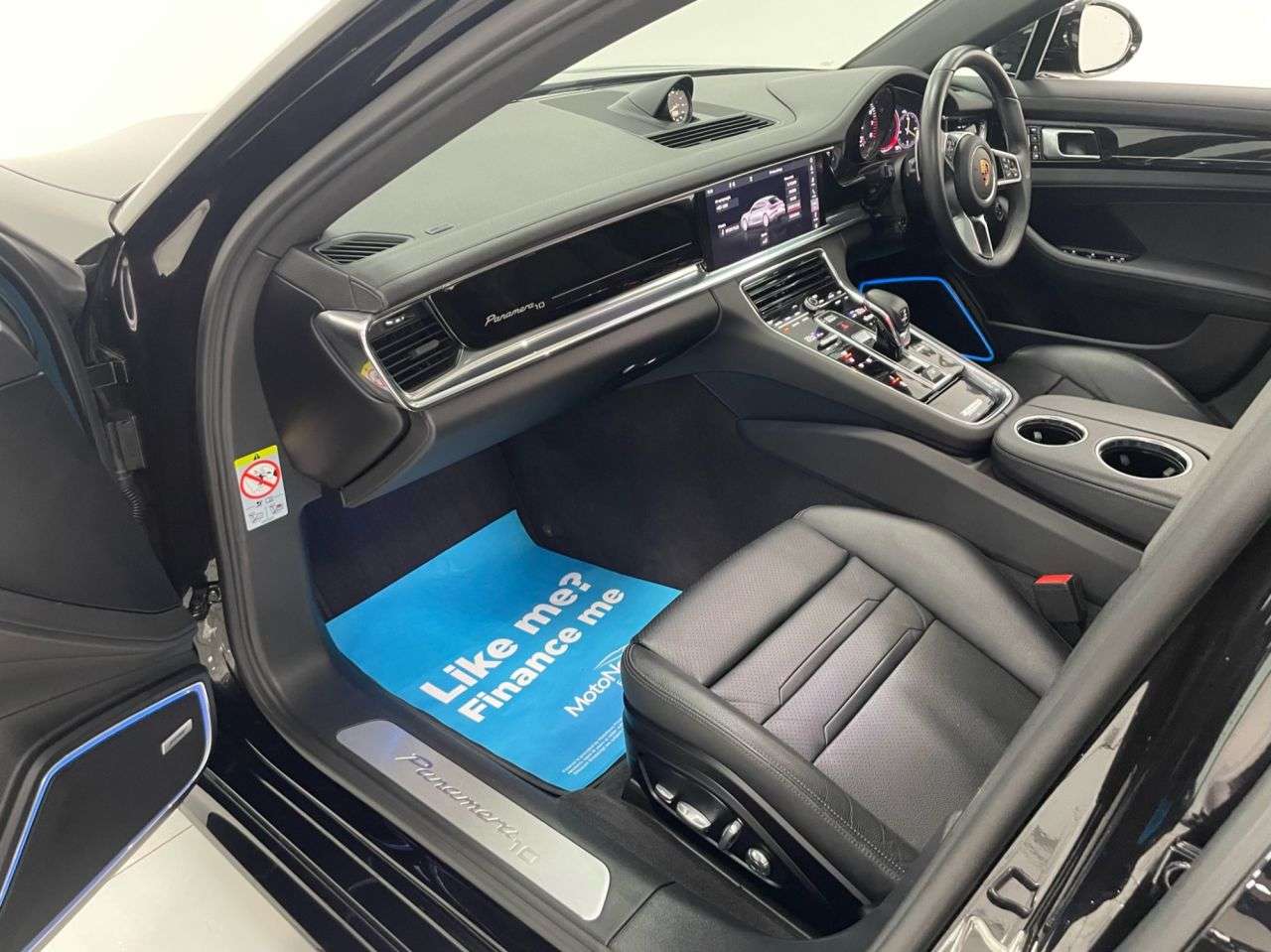 2020 PORSCHE PANAMERA 2020 PORSCHE PANAMERA