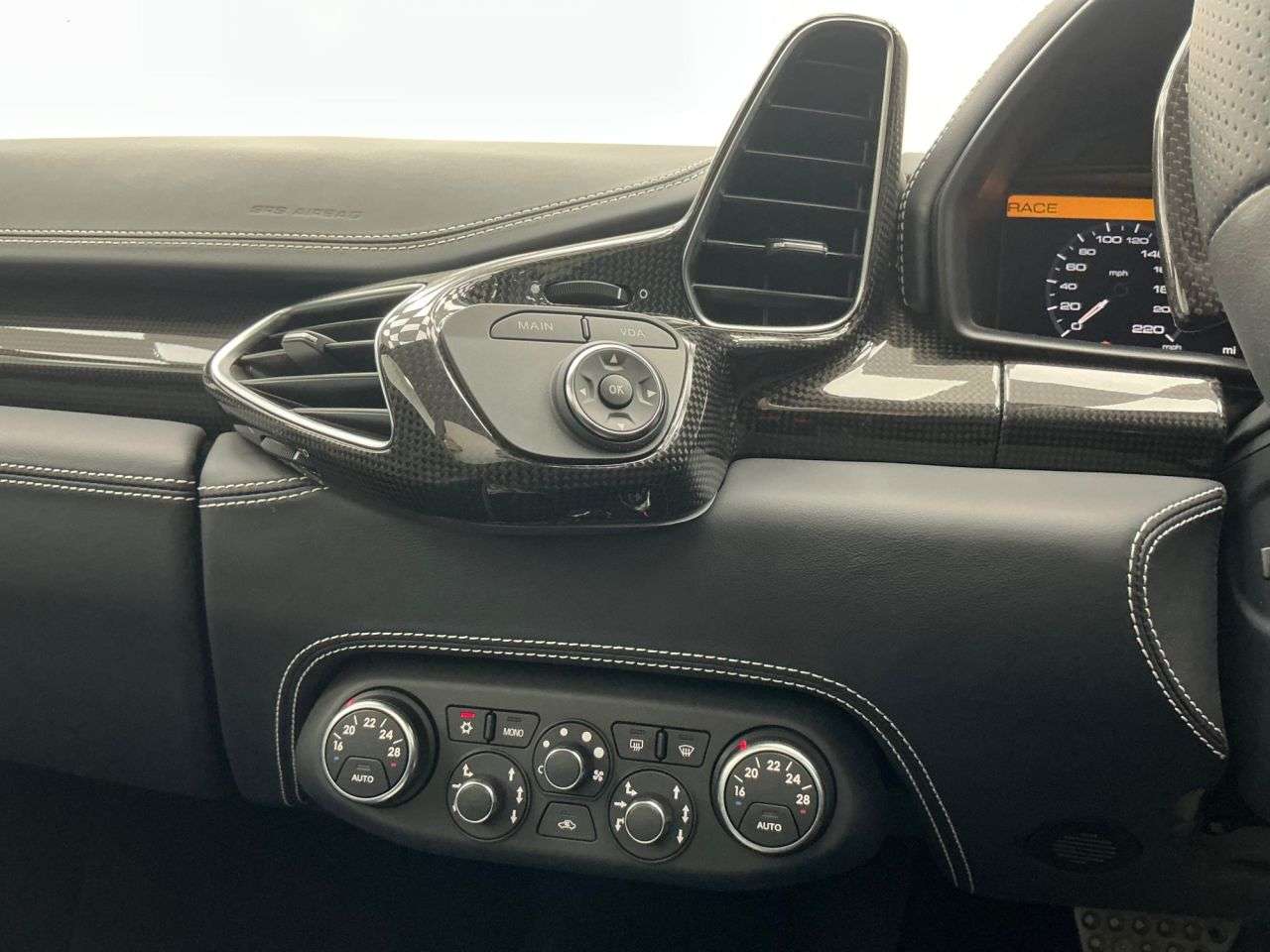 2012 FERRARI 458 ITALIA 2012 FERRARI 458 ITALIA