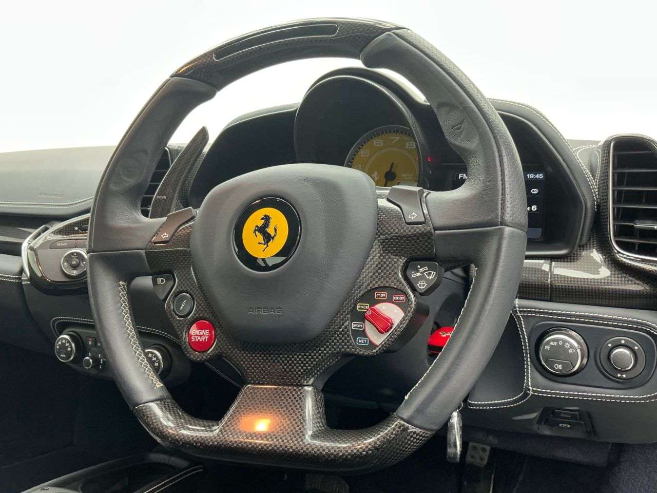 2012 FERRARI 458 ITALIA 2012 FERRARI 458 ITALIA