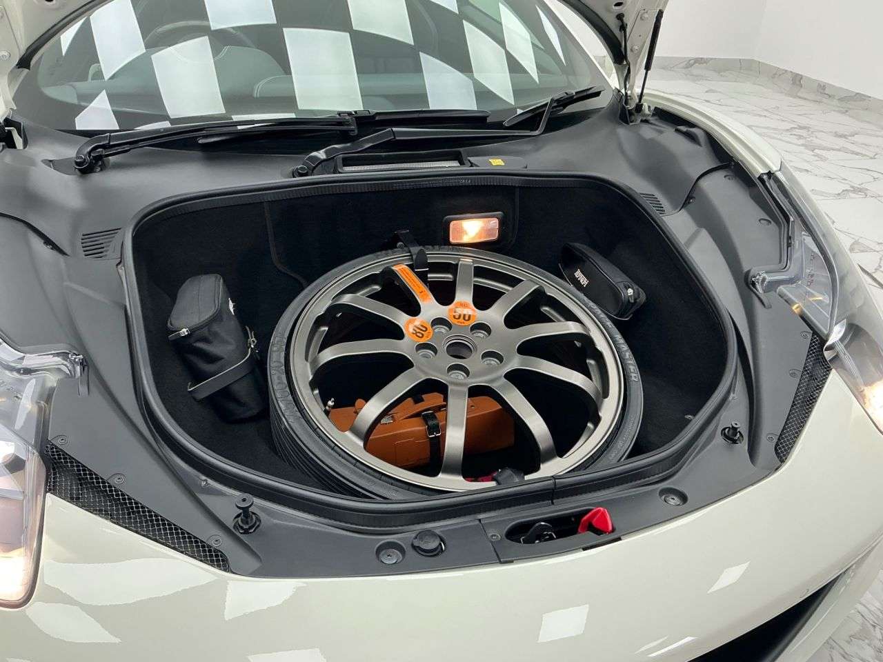 2012 FERRARI 458 ITALIA 2012 FERRARI 458 ITALIA