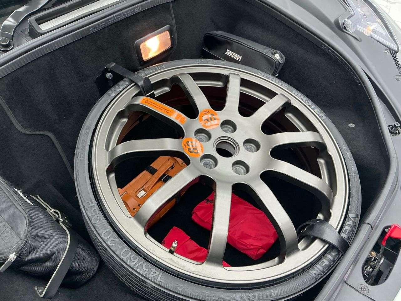 2012 FERRARI 458 ITALIA 2012 FERRARI 458 ITALIA