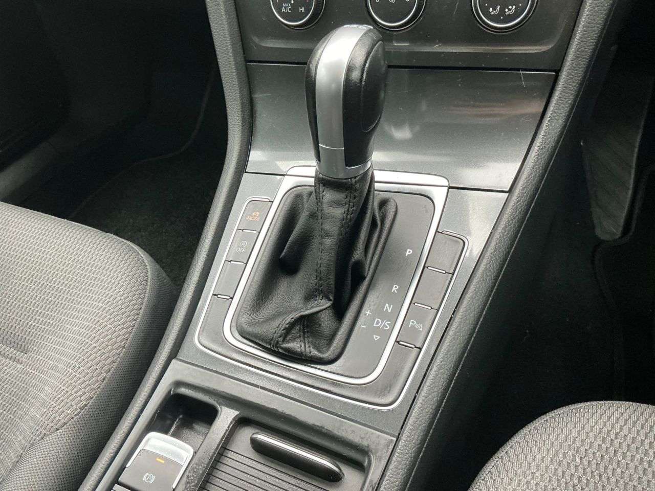 2018 VOLKSWAGEN GOLF 2018 VOLKSWAGEN GOLF