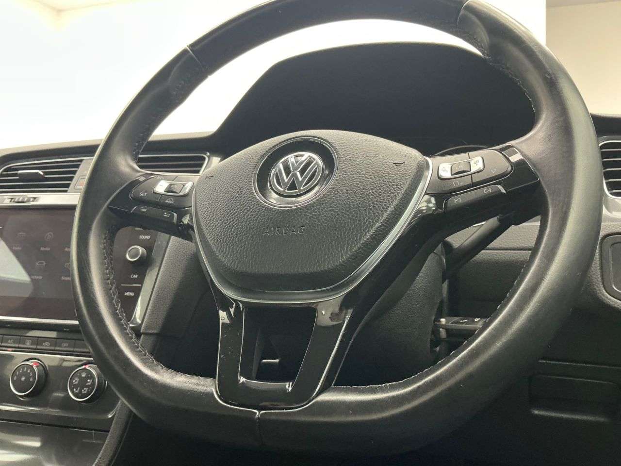 2018 VOLKSWAGEN GOLF 2018 VOLKSWAGEN GOLF