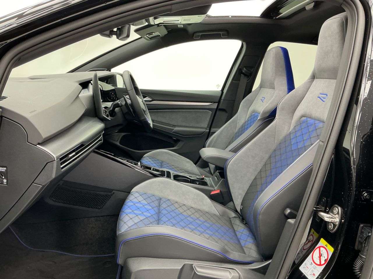2026 VOLKSWAGEN GOLF 2026 VOLKSWAGEN GOLF