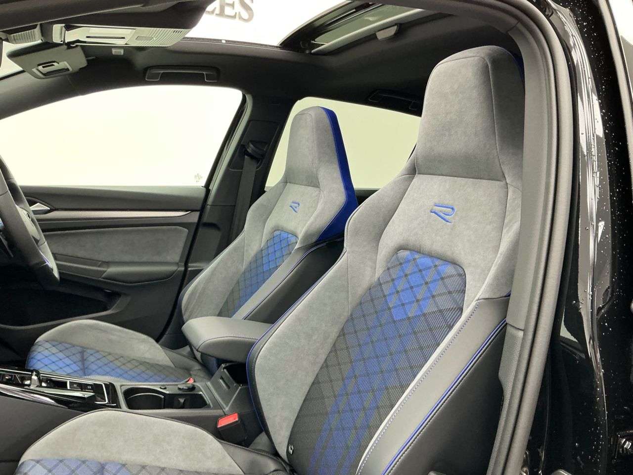2026 VOLKSWAGEN GOLF 2026 VOLKSWAGEN GOLF