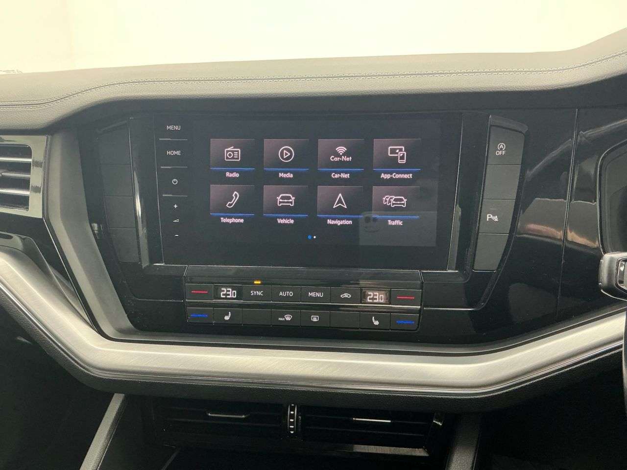 2020 VOLKSWAGEN TOUAREG 2020 VOLKSWAGEN TOUAREG