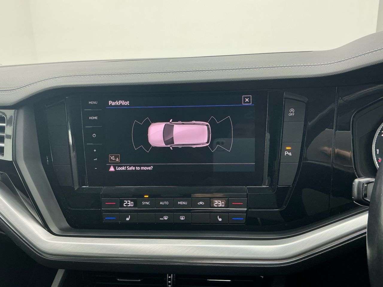 2020 VOLKSWAGEN TOUAREG 2020 VOLKSWAGEN TOUAREG