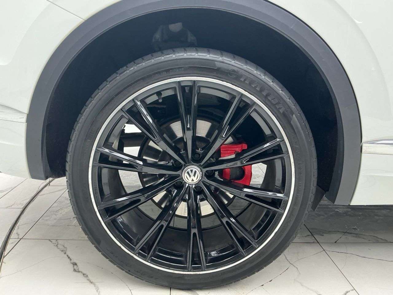 2020 VOLKSWAGEN TOUAREG 2020 VOLKSWAGEN TOUAREG