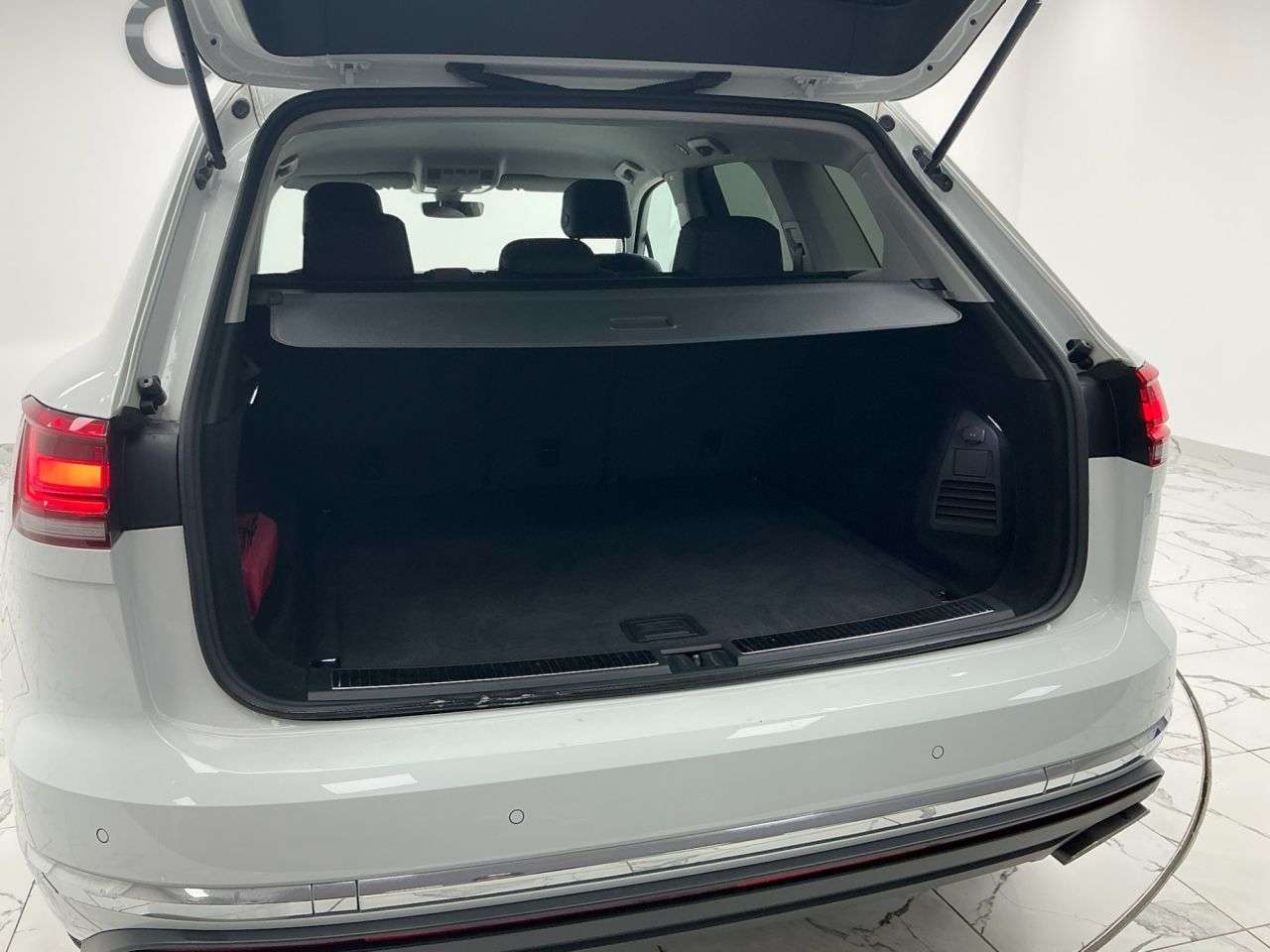 2020 VOLKSWAGEN TOUAREG 2020 VOLKSWAGEN TOUAREG