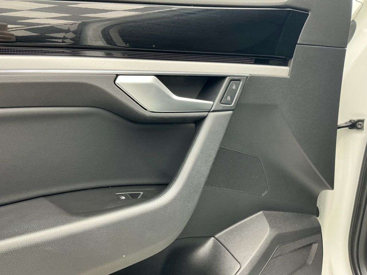 2020 VOLKSWAGEN TOUAREG 2020 VOLKSWAGEN TOUAREG