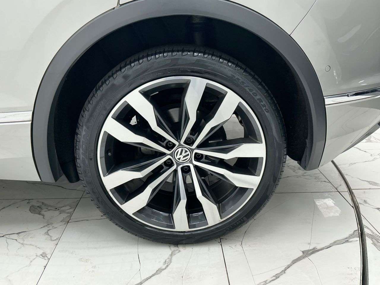 2020 VOLKSWAGEN TIGUAN 2020 VOLKSWAGEN TIGUAN