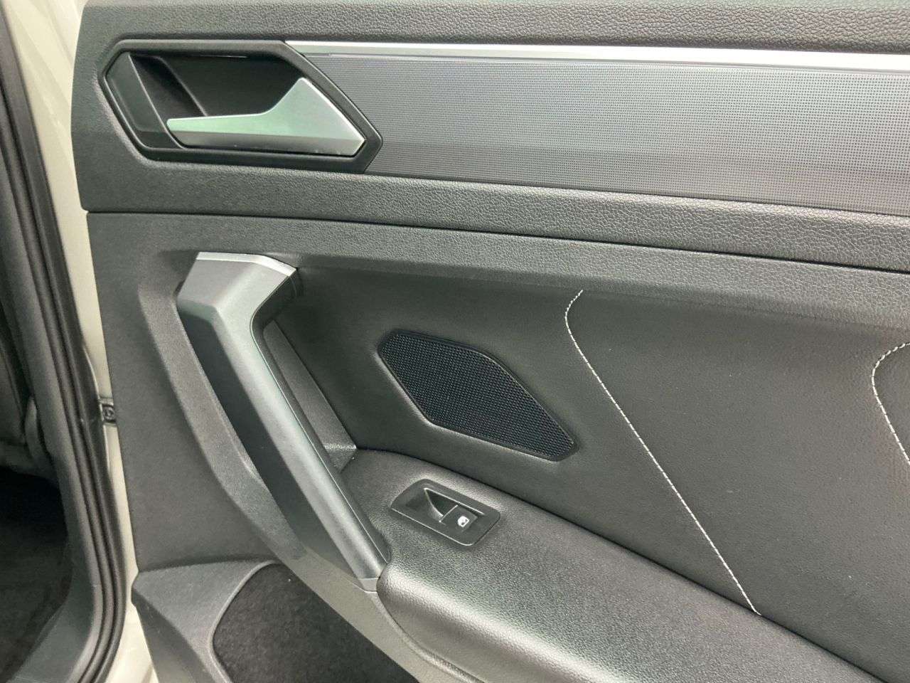 2020 VOLKSWAGEN TIGUAN 2020 VOLKSWAGEN TIGUAN