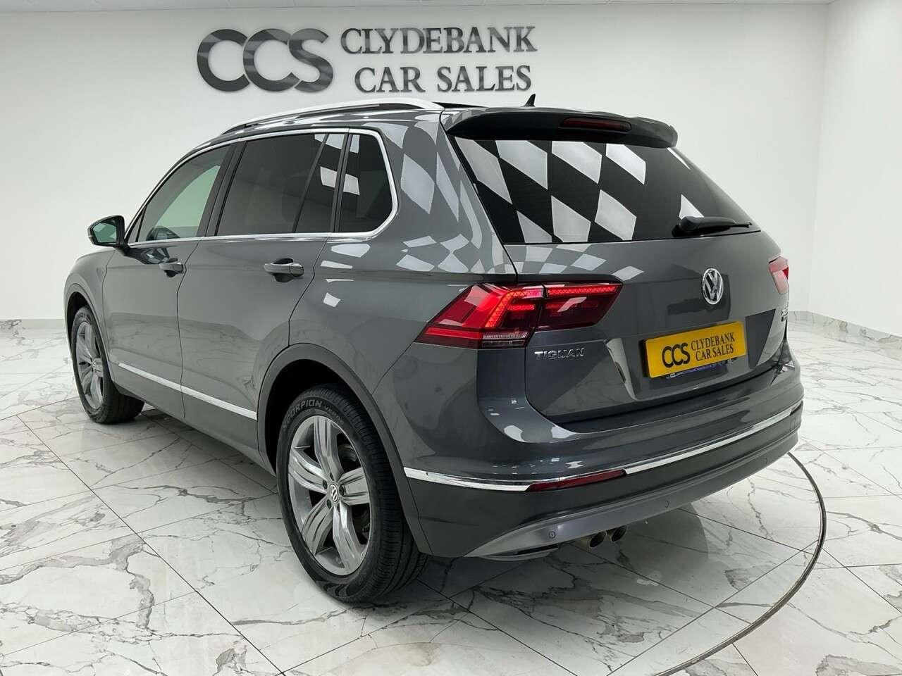 2017 VOLKSWAGEN TIGUAN 2017 VOLKSWAGEN TIGUAN