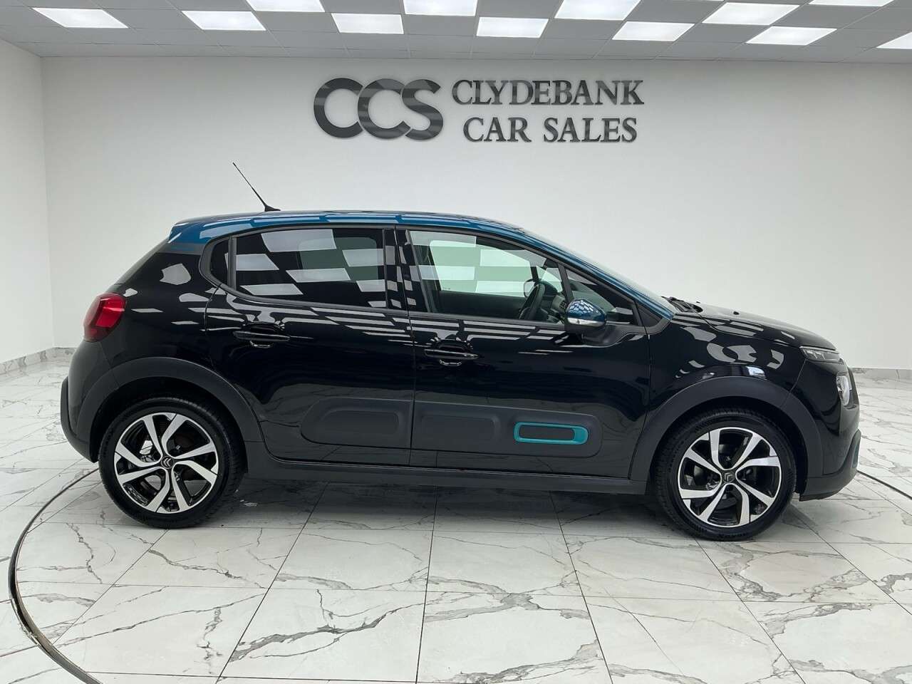 A 2021 CITROEN C3 1.2 PureTech Shine Plus Hatchback 5dr Petrol Manual Euro 6 (s/s) (83 ps) Se A 2021 CITROEN C3 1.2 PureTech Shine Plus Hatchback 5dr Petrol Manual Euro 6 (s/s) (83 ps) Se