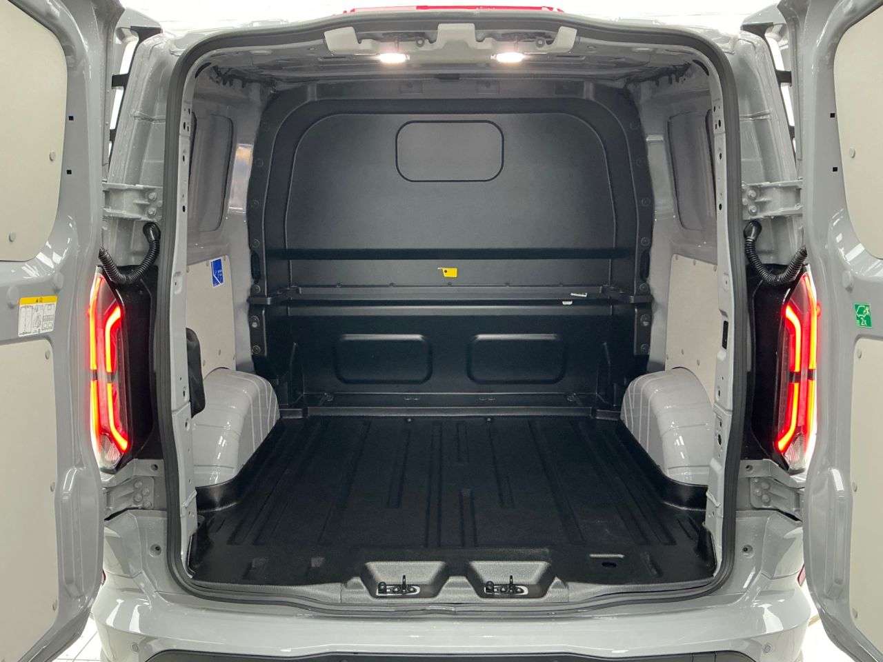 2026 FORD TRANSIT CUSTOM 2026 FORD TRANSIT CUSTOM
