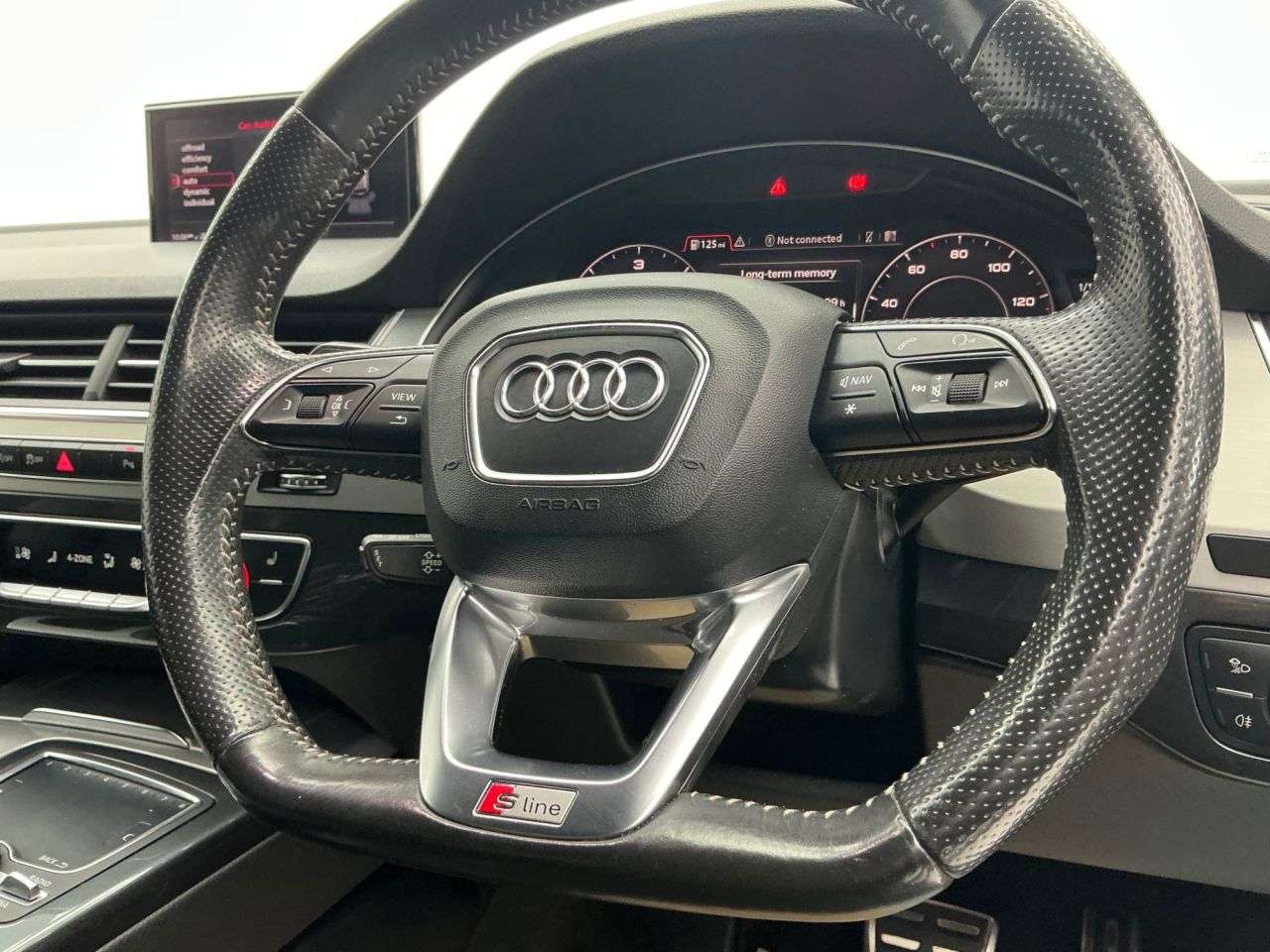 2016 AUDI Q7 2016 AUDI Q7