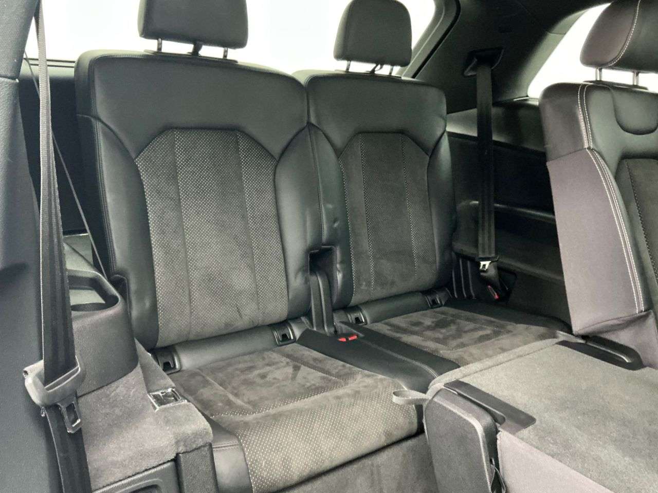 2016 AUDI Q7 2016 AUDI Q7